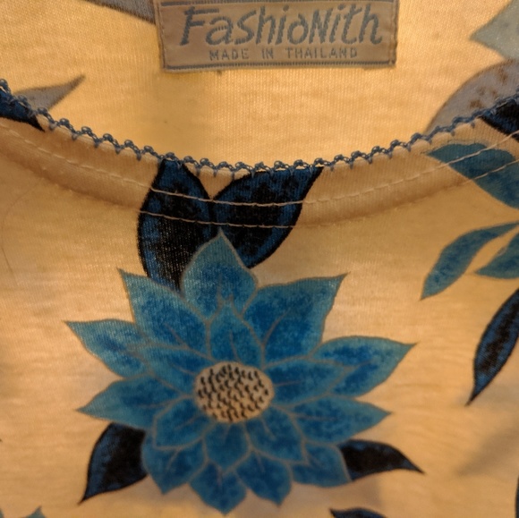 Top - Picture 3 of 4